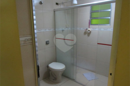 Sobrado à venda com 1 quarto, sendo 2 suítes, em Jardim das Oliveiras, São Paulo, SP