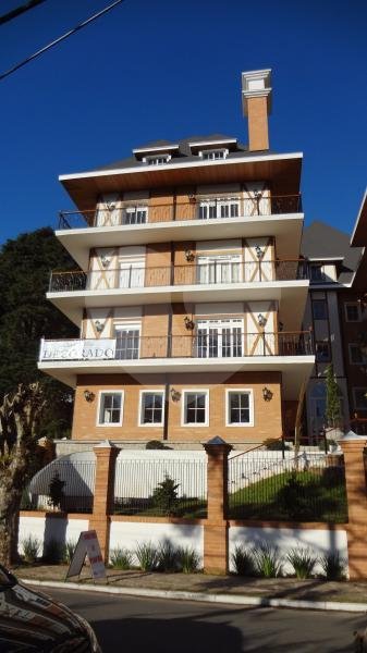 Duplex à venda com 6 suítes no Centro, Campos do Jordão, SP