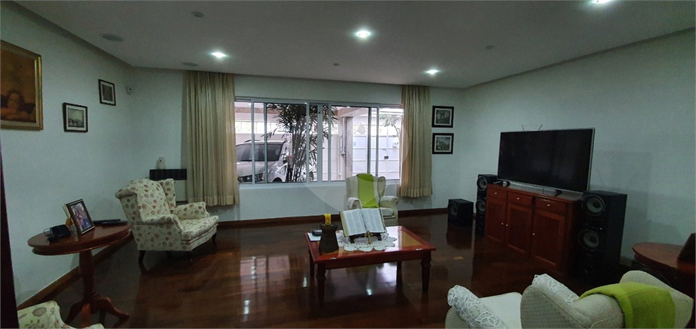 Casa à venda com 4 suítes em Vila Cordeiro, São Paulo, SP