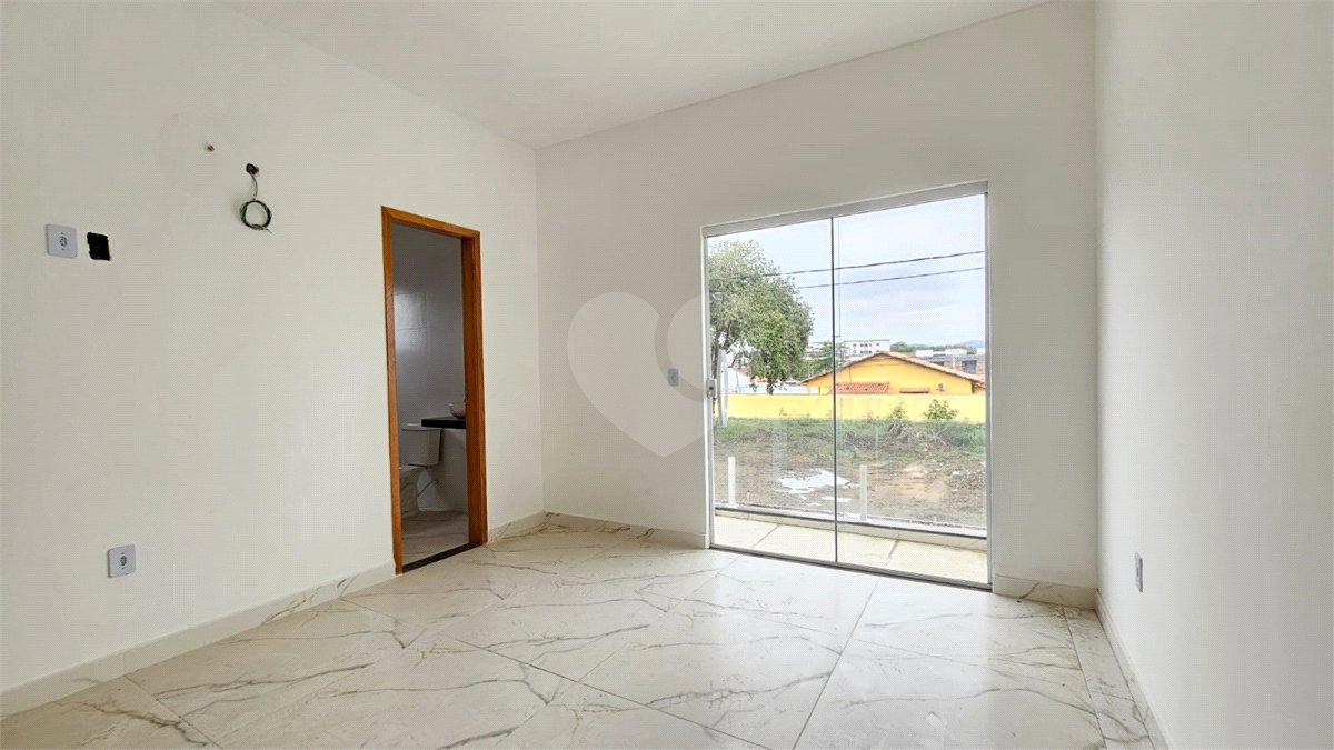 Casa à venda com 2 suítes no condomínio Loteamento Monte Libano, Rio de Janeiro - RJ