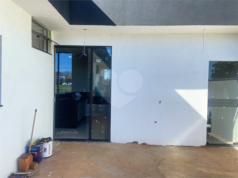 Casa à venda com 3 quartos, sendo 1 suíte, no condomínio Residencial Alto da Boa Vista, Araraquara - SP