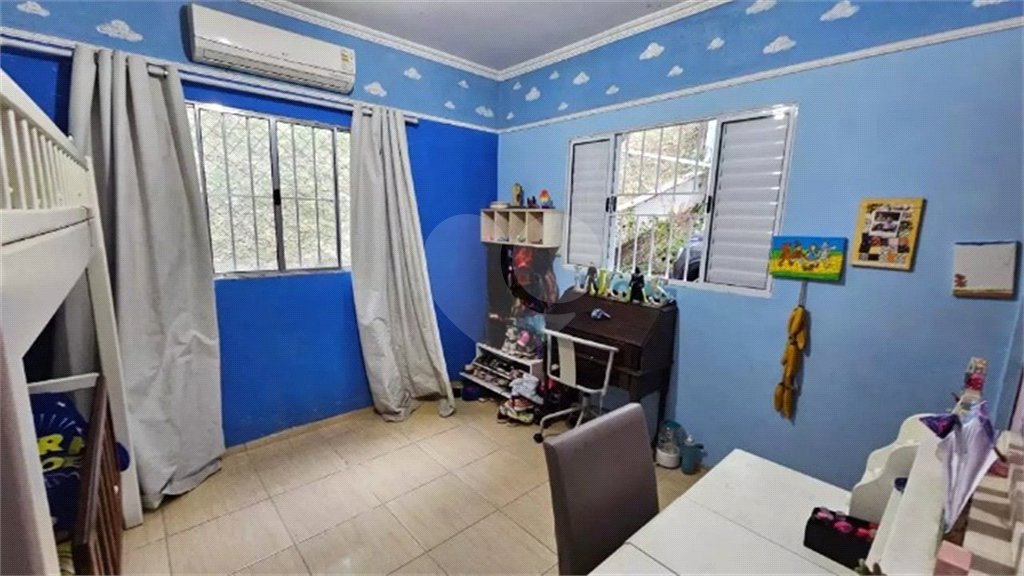 Casa à venda com 3 quartos, sendo 2 suítes, no condomínio Vinhas da Vista Alegre - Lado Café, Vinhedo - SP