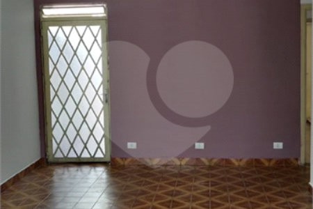 Casa à venda com 3 quartos em Água Branca, São Paulo, SP