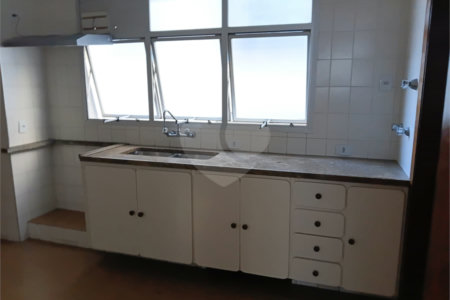 Apartamento à venda com 3 quartos, sendo 1 suíte,  em Higienópolis, São Paulo, SP
