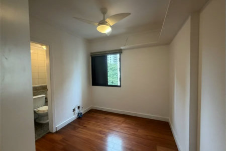 Apartamento à venda com 3 suítes em Vila Suzana, São Paulo, SP