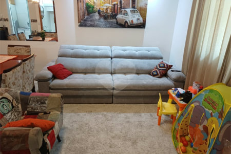 Casa à venda com 3 quartos, sendo 1 suíte,  no condomínio Residencial Shekinah, São Paulo - SP