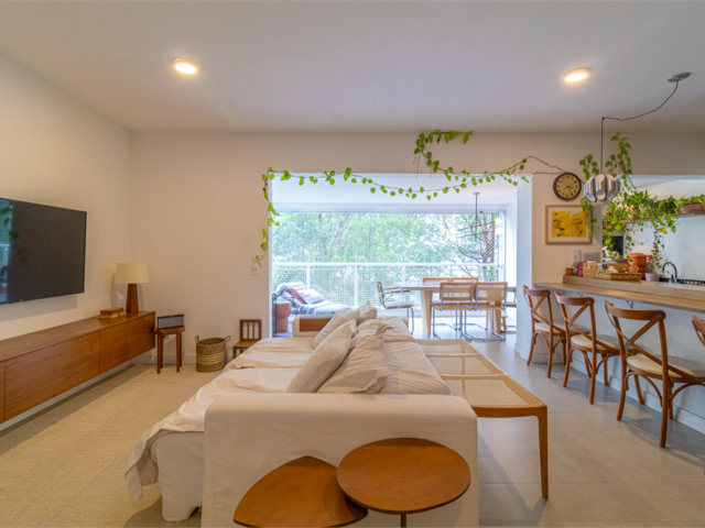 Apartamento à venda com 3 quartos, sendo 1 suíte,  em Morumbi, São Paulo, SP