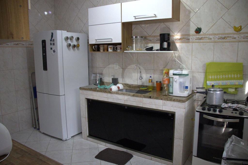 Casa à venda com 3 quartos, sendo 1 suíte, no condomínio Village da Posse, Rio de Janeiro - RJ