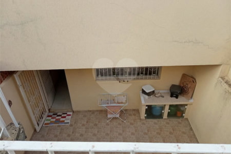 Casa à venda com 3 quartos, sendo 2 suítes, em Vila Flávio, Mogi das Cruzes, SP
