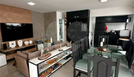 Apartamento à venda com 3 quartos, sendo 1 suíte,  em Vila Regente Feijó, São Paulo, SP