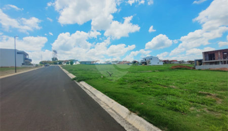 Terreno à venda no condomínio Villa Sapezal, Indaiatuba - SP