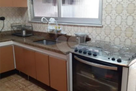 Sobrado à venda com 3 quartos em Santana, São Paulo, SP