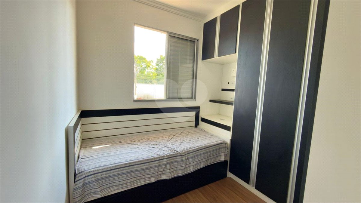 Casa à venda com 3 quartos, sendo 1 suíte, no condomínio Residencial Village Salermo, Sorocaba - SP