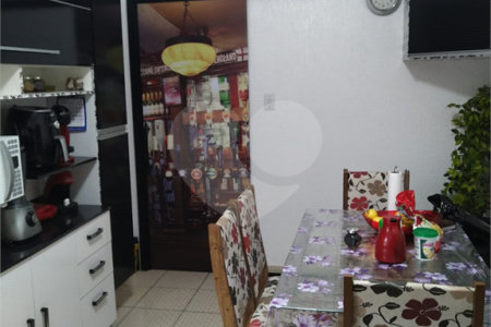 Apartamento à venda com 3 quartos, sendo 1 suíte,  no Centro, Mogi das Cruzes, SP