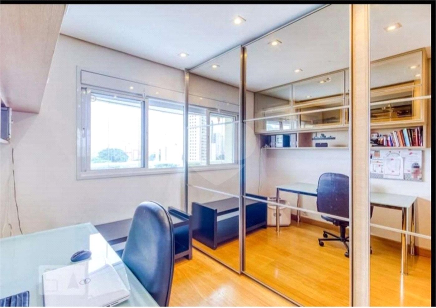 Apartamento para alugar com 2 quartos, sendo 1 suíte, em Ibirapuera, São Paulo, SP