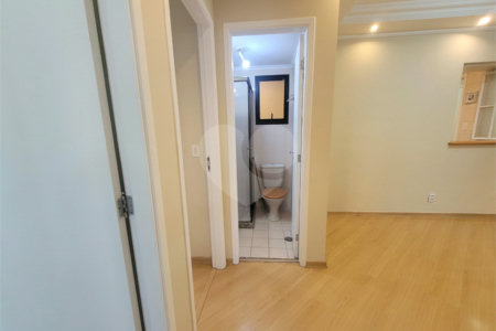 Apartamento para alugar com 3 quartos, sendo 1 suíte,  em Vila Hamburguesa, São Paulo, SP
