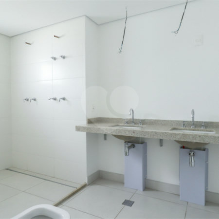 Apartamento à venda com 3 quartos, sendo 2 suítes,  em Brooklin, São Paulo, SP