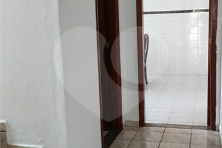 Sobrado à venda com 3 quartos, sendo 1 suíte, em Ressaca, Atibaia, SP