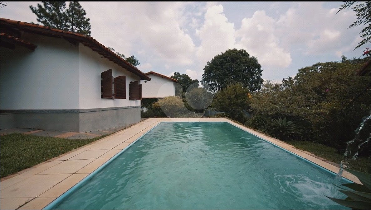 Terreno à venda com 6 quartos no condomínio Quinta dos Lagos, Cotia - SP