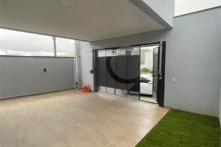 Sobrado à venda com 3 quartos, sendo 1 suíte, em Villa Di Cesar, Mogi das Cruzes, SP