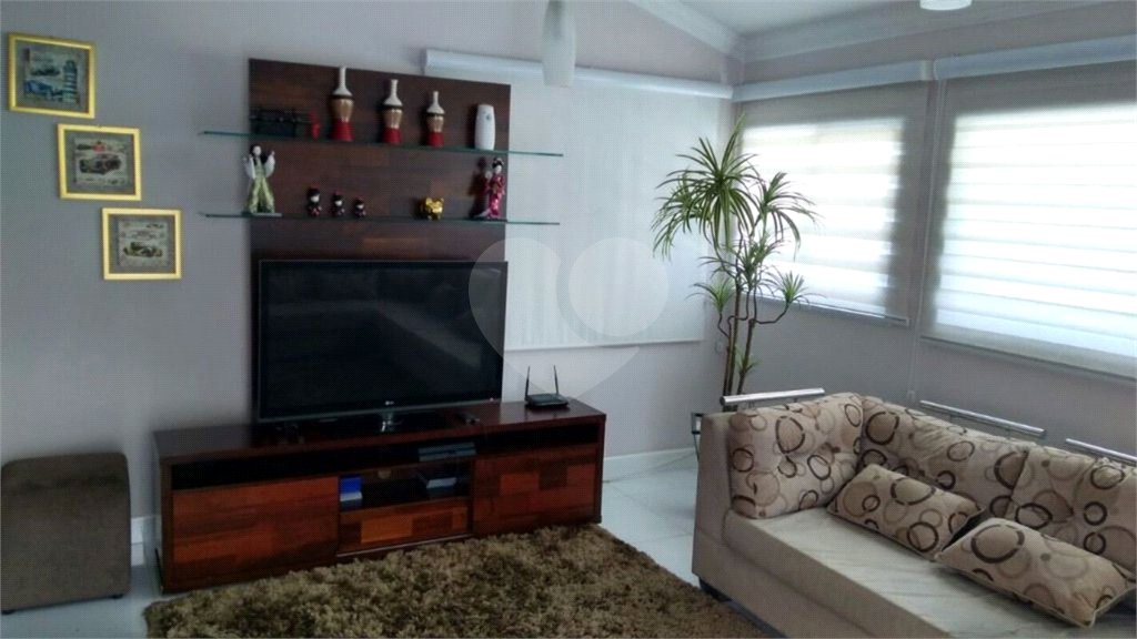 Casa à venda com 5 quartos, sendo 4 suítes,  no condomínio Reserva dos Vinhedos, Louveira - SP