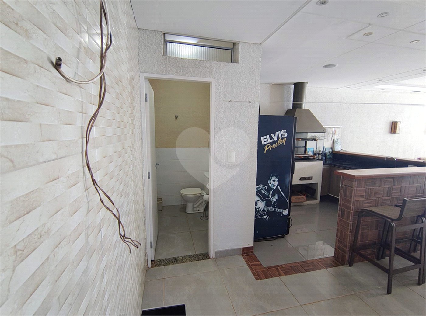 Casa à venda com 3 quartos, sendo 1 suíte,  em Horto Santo Antonio, Jundiaí, SP