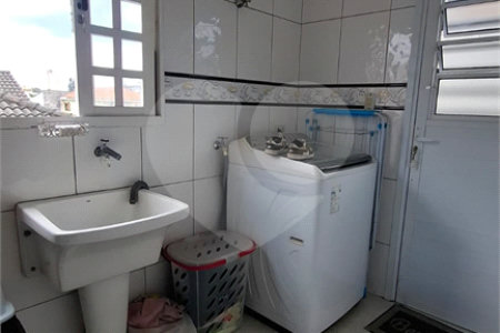 Sobrado à venda com 3 quartos, sendo 1 suíte, em Vila Constança, São Paulo, SP
