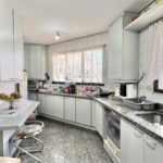 Apartamento à venda com 4 quartos, sendo 1 suíte,  em Vila Mariana, São Paulo, SP