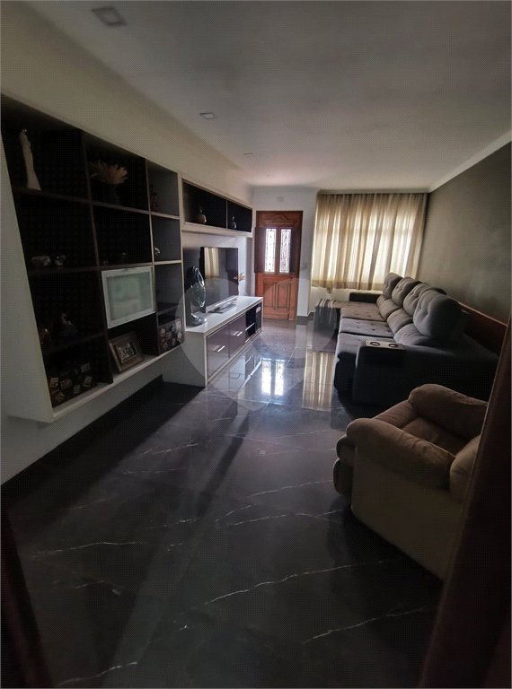 Casa à venda com 3 quartos, sendo 1 suíte,  em Parque Novo Mundo, São Paulo, SP
