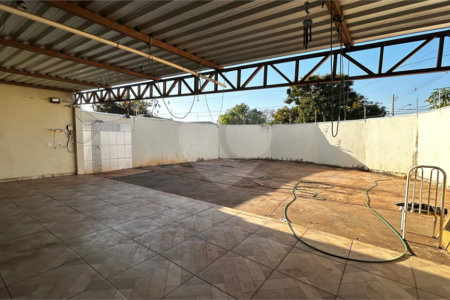 Casa à venda com 2 quartos, sendo 1 suíte, em Bosque das Araras, Três Lagoas, MS