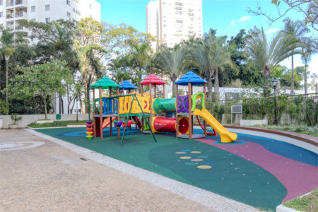 Apartamento à venda com 4 quartos, sendo 2 suítes, em Jardim Marajoara, São Paulo, SP