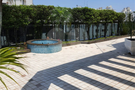 Apartamento à venda com 4 suítes em Vila Andrade, São Paulo, SP