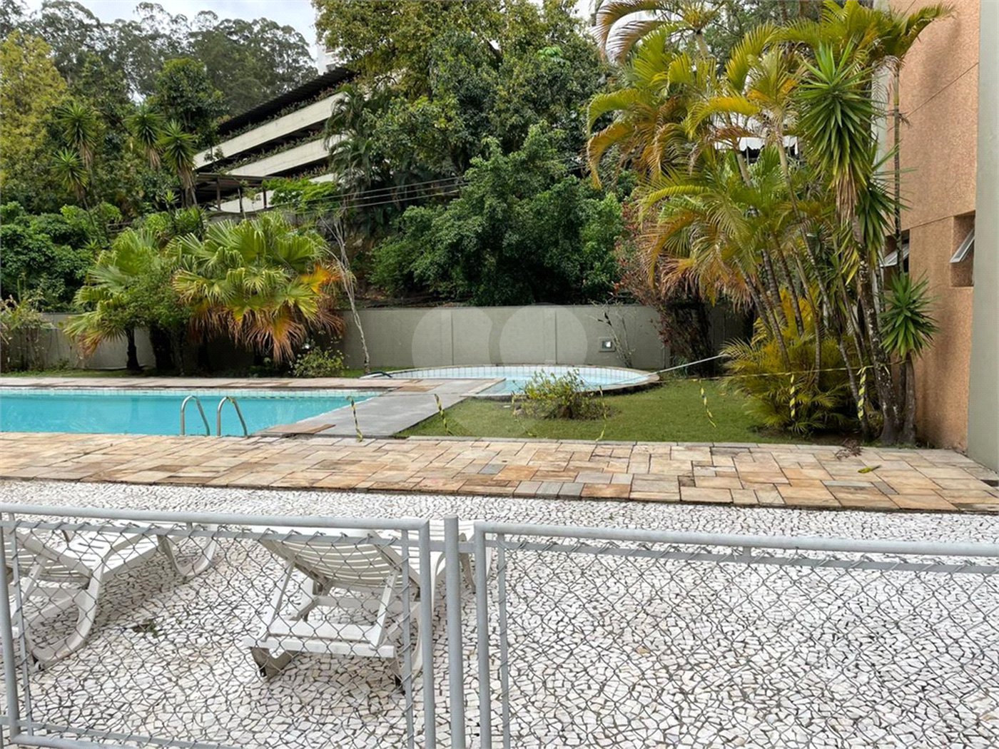 Apartamento à venda com 2 suítes em Vila Andrade, São Paulo, SP