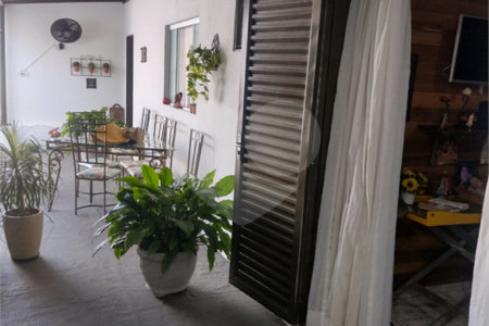Casa à venda com 2 quartos, sendo 1 suíte, em Parque Residencial Vale do Sol, Araraquara, SP