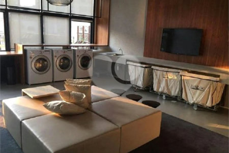 Apartamento à venda com 2 quartos, sendo 1 suíte, em Vila Mariana, São Paulo, SP