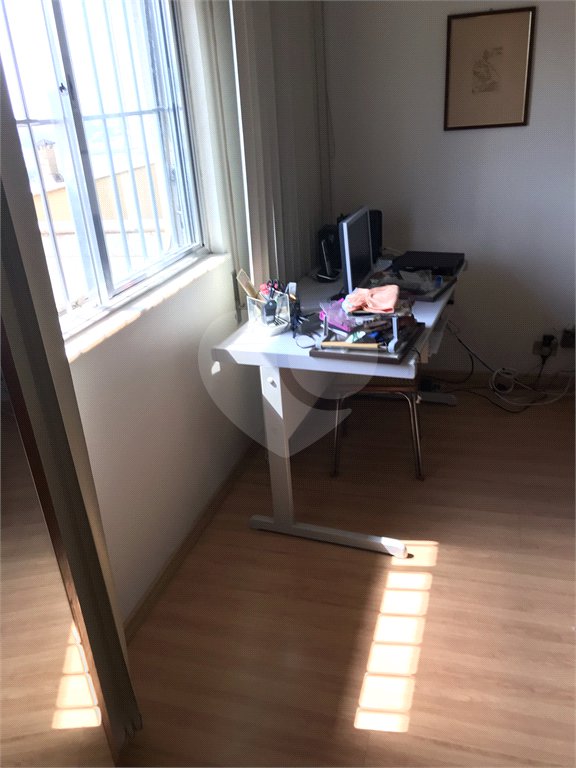 Sobrado à venda com 5 quartos, sendo 1 suíte, em Jardim São Bento, São Paulo, SP