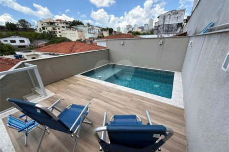 Sobrado à venda com 5 quartos, sendo 3 suítes, em Jardim Franca, São Paulo, SP