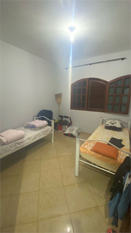 Sobrado à venda com 3 quartos, sendo 1 suíte,  em Vila Virgínia, Itaquaquecetuba, SP
