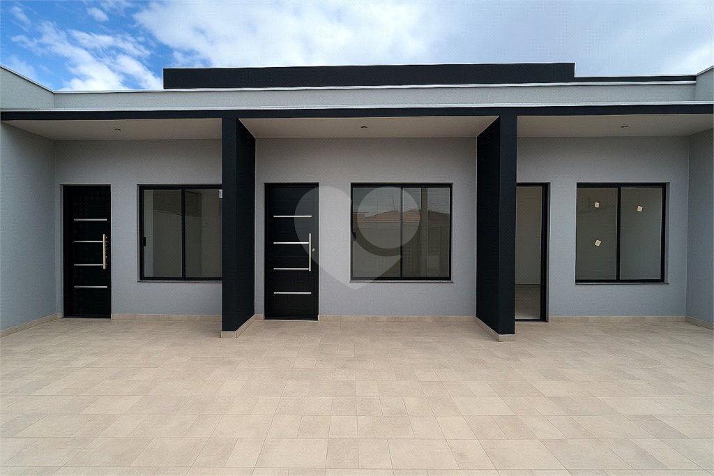 Casa de Vila à venda com 2 quartos, sendo 1 suíte, em Vila Nova Sorocaba, Sorocaba, SP