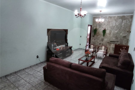 Sobrado à venda com 3 quartos, sendo 1 suíte, em Campos Elíseos, Ribeirão Preto, SP