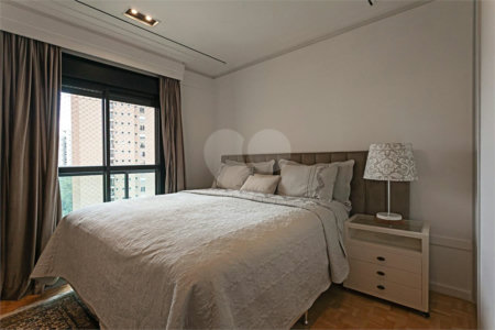 Apartamento à venda com 4 suítes em Panamby, São Paulo, SP