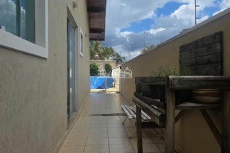 Casa térrea com vista para a Pedra Grande em Atibaia