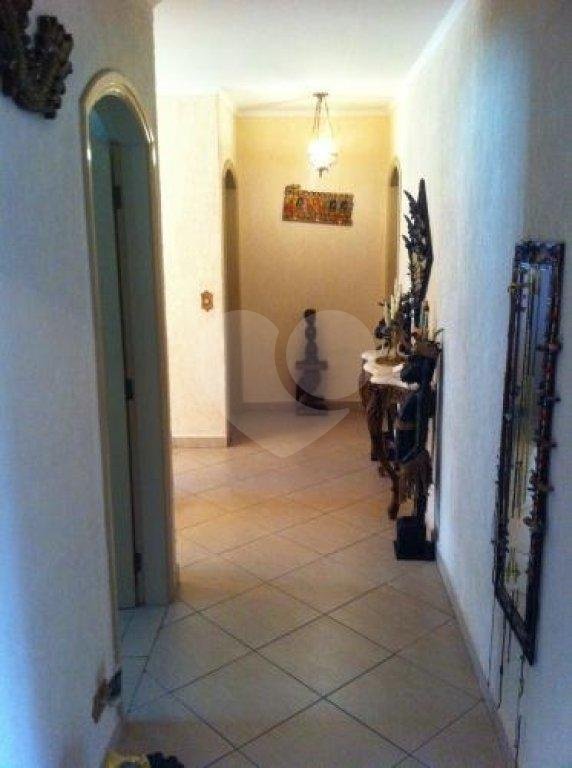 Sobrado à venda com 6 quartos, sendo 4 suítes, em Barro Branco (zona Norte), São Paulo, SP