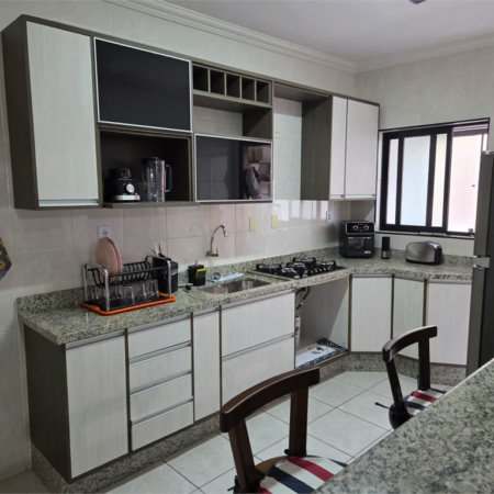 Apartamento à venda com 2 quartos, sendo 1 suíte,  em Canto do Forte, Praia Grande, SP