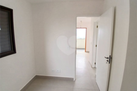 Apartamento à venda com 2 quartos em Vila dos Remédios, São Paulo, SP