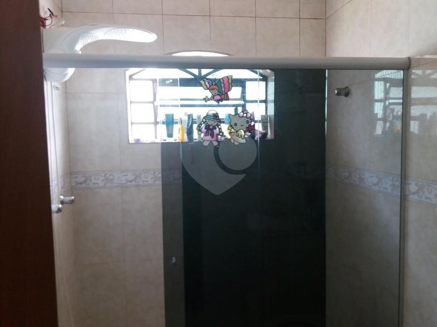 Sobrado à venda com 4 quartos, sendo 2 suítes, em Tremembé, São Paulo, SP