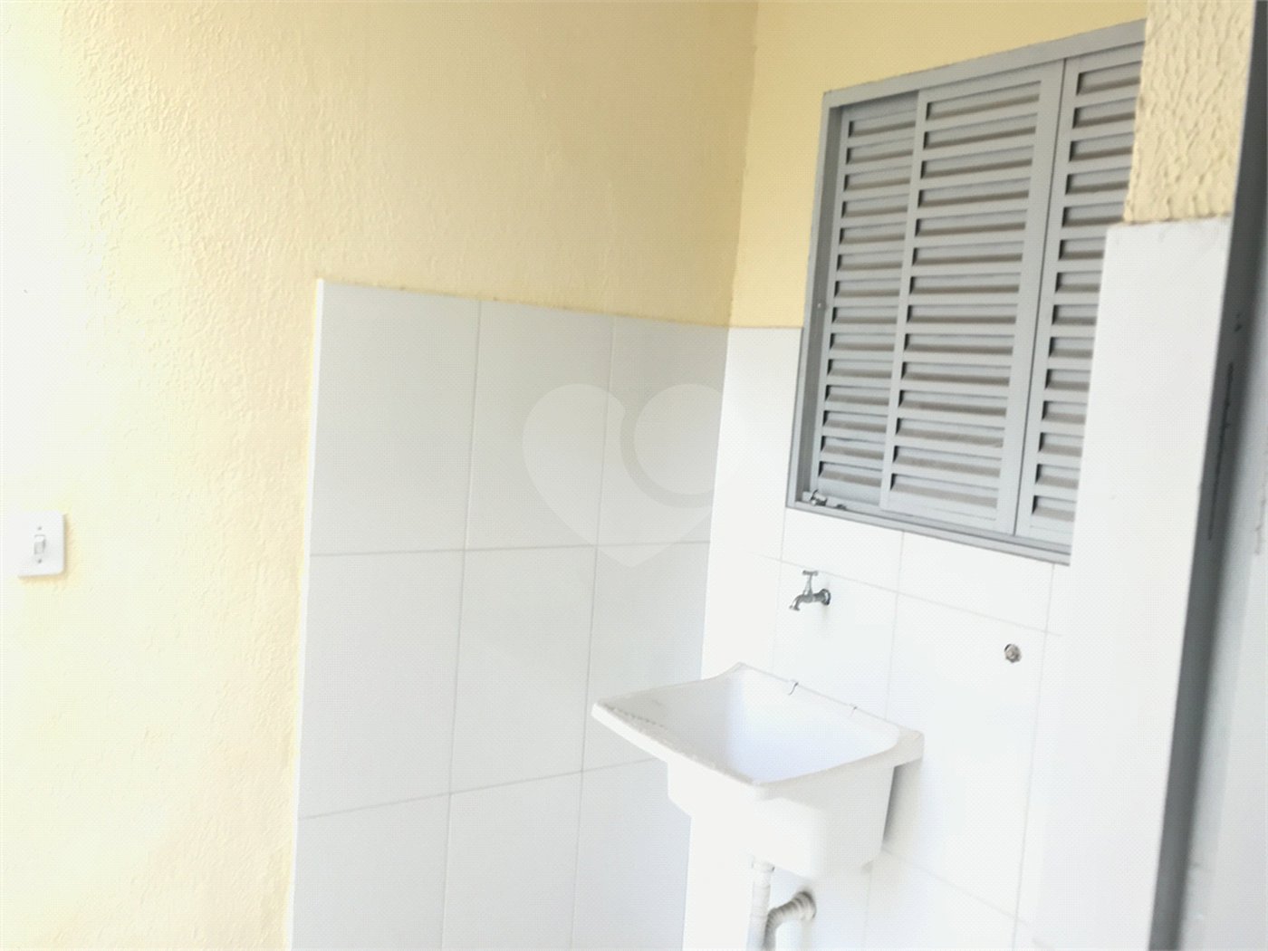 Casa à venda com 4 quartos, sendo 1 suíte, em Santana, São Paulo, SP