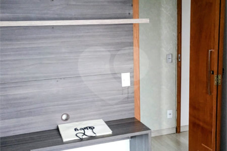 Apartamento à venda com 3 quartos, sendo 1 suíte,  em Vila Maria Alta, São Paulo, SP