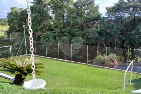Casa em condomínio para alugar com 3 quartos, sendo 1 suíte, em Vila Petrópolis, Atibaia, SP