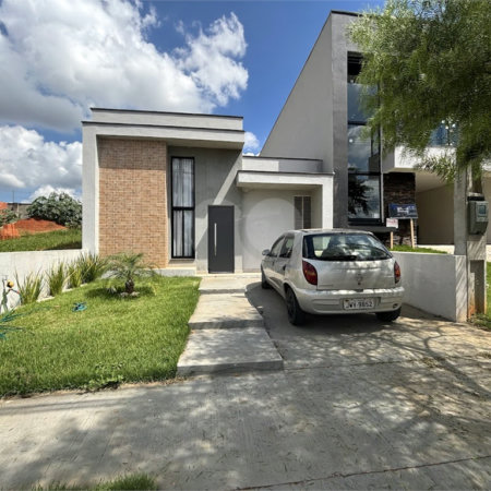 Casa à venda com 3 quartos, sendo 1 suíte, no condomínio Jardim, Sorocaba - SP